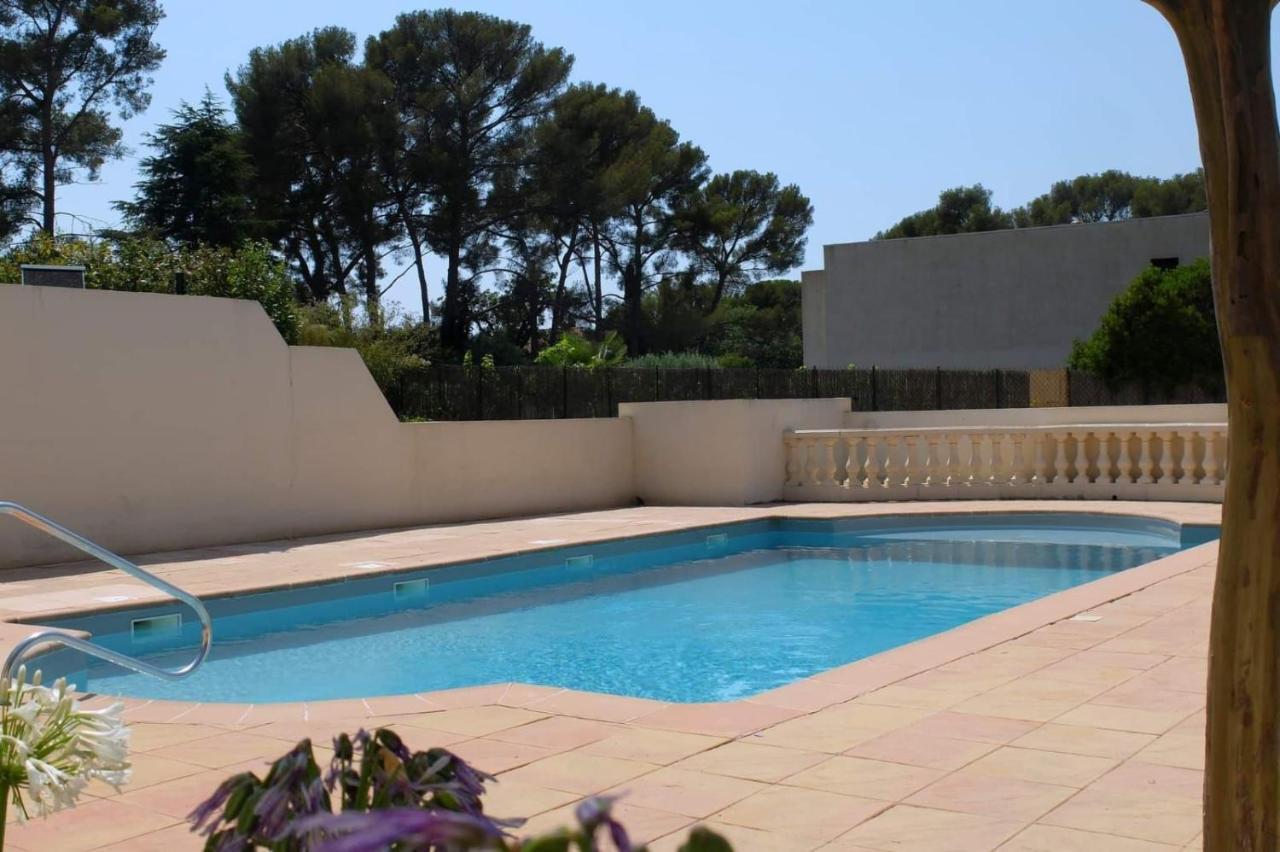 Appartement Cosy & Moderne A 180M De La Plage Sanary-sur-Mer Exterior foto